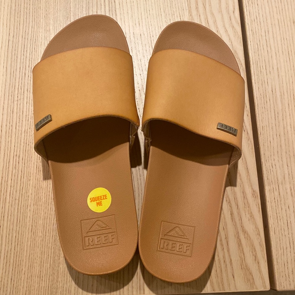 Reef leather slides size 7